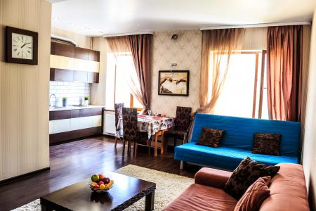 Двухкомнатные апартаменты в центре Tavrida Rooms