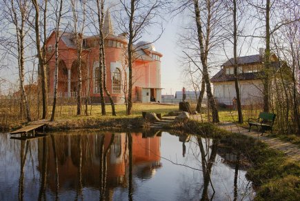 Подмосковная усадьба по Дмитровскому шоссе на компанию 25 человек