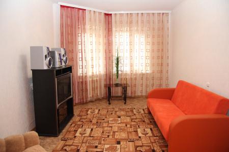 Однокомнатная квартира в районе Славянского двора, перекресток ул. Дружбы народов - ул. Омская