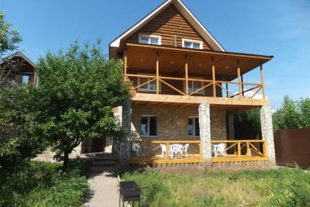 Трехэтажный коттедж Золотая долина