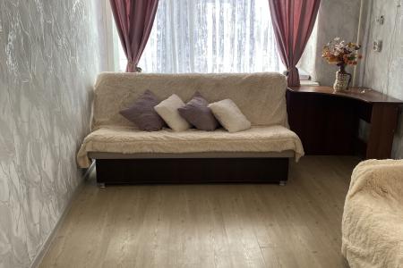 Однокомнатная квартира в центре пгт.Инской