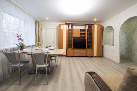 3 - Комнатная квартира в Центре, 2+2+1+1 Спальных мест