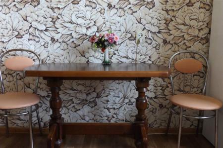 Чистая двухкомнатная квартира с видом на "море"