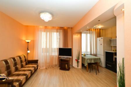 2-х ком. Люкс-квартира посуточно в хорошем районе с хорошо развитой инфраструктурой.