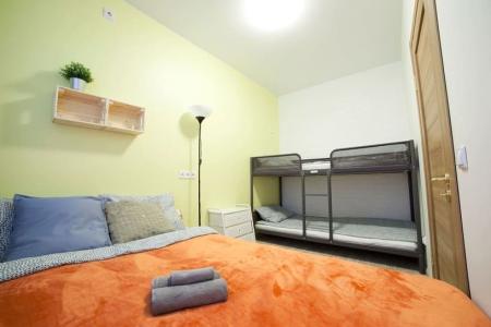 2к квартира в Ленинском районе на 6х