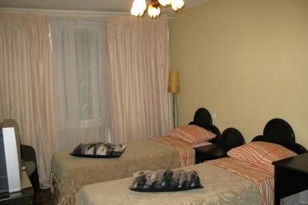 Двухкомнатная квартира в Петербурге на Меншиковском просп.