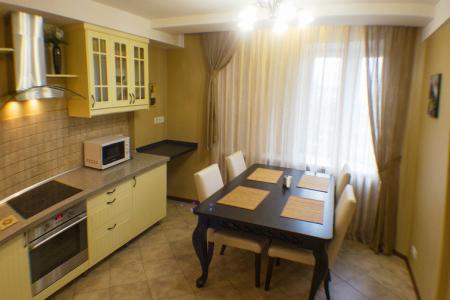 Просторная, светлая квартира в 3 минутах от метро Пионерская в элитном доме