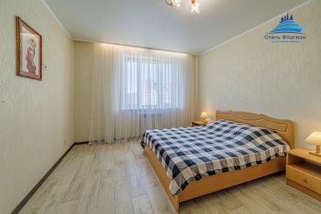 Центр, ул. Ворошилова 19, за ТЦ Суворовский, Wi-Fi, паркинг