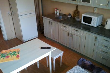 Посуточно 2-х к кв. р-он Ж/Д вокзал.