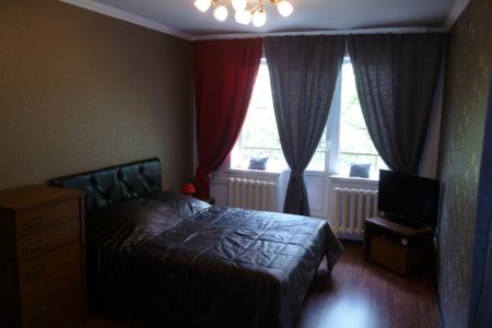 Однокомнатная квартира ул. Бардина 10