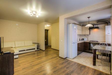 Двухкомнатная студия в центре города, ул.Кольцовская, 36