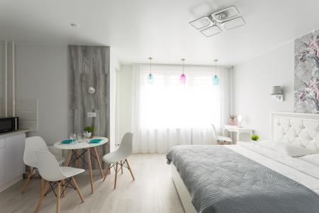 Две Подушки  в мкр. Зеленый город д. 4 (студия)