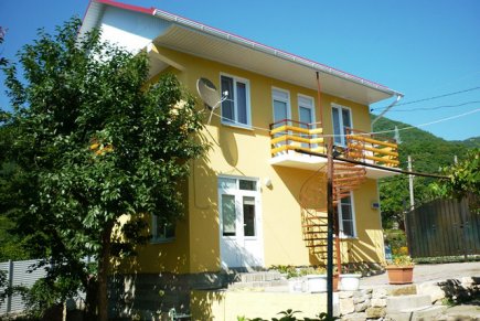 1к, Скрябина, 11