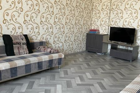 Отличная двухкомнатная квартира в центре города!