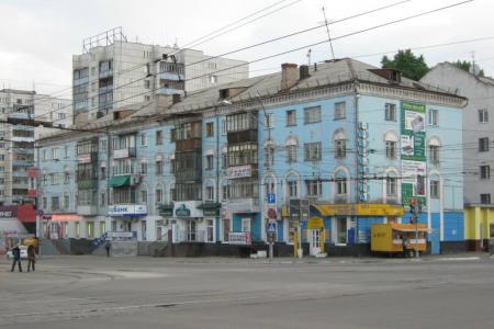 Двухкомнатная квартира на пересечении проспекта Ленина и ул. Северо - Западной