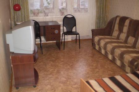 Двухкомнатная квартира недалеко от автовокзала