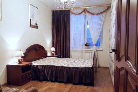 Квартира рядом с монастырем