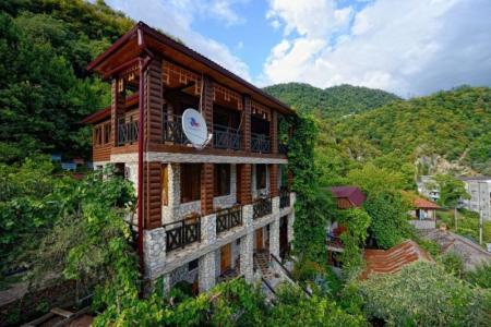 Гостевой дом в центре Нового Афона (Абхазия)