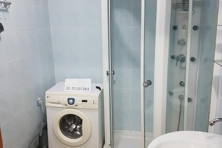 Своя,очень тихий район, самый центр города