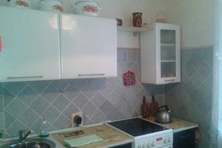 Отличная двухкомнатная квартира возле МНТК глаза