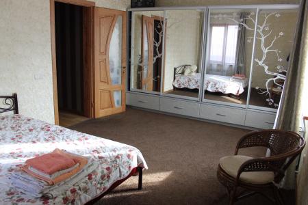 Квартира с личной террасой