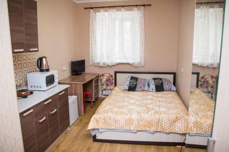 Уютная, теплая студия со свежим ремонтом возле жд вокзала