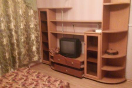 Двухкомнатная квартира возле ЖД-вокзала