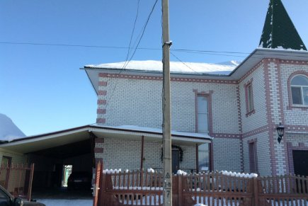 Сдаю 3-этажный коттедж с бассейном и сауной от хозяина