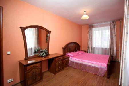 2-ком квартира на Московской, 4 спал. места Wifi