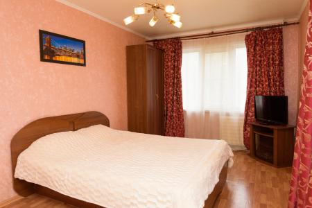 Однокомнатная квартира в центре, Плеханова, рядом ТЦ Сан и Март