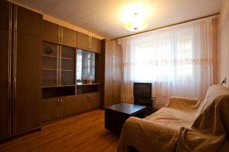 Трёхкомнатная квартира всё в шаговой доступности.