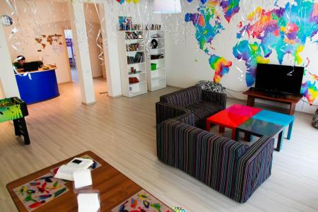 Лоза Hotel - Бейгл Хостел