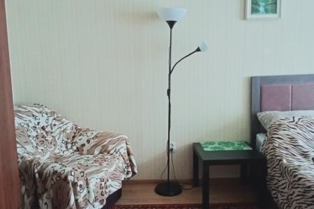 1-к квартира, рядом с санаторием Москва