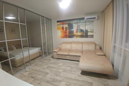 Квартира-студия с дизайнерским ремонтом