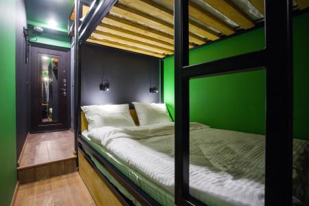 Стильные дизайнерские апартаменты "SURF SOUL" от компании Апартико в центре Санкт-Петербурга