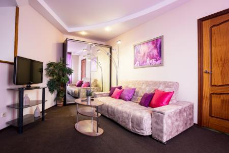 Пять Звёзд на Кирова 37