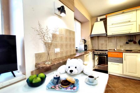 студия на главной площади города