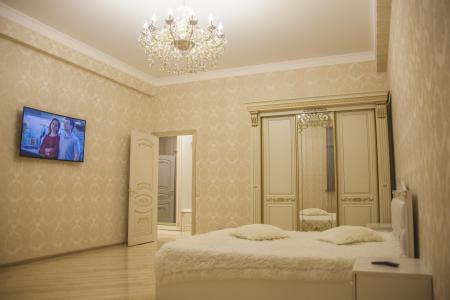 Элитная однокомнатная в новостройке рядом с парком