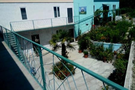 Гостевой дом в тихом месте