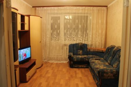 2-ком квартира в 11 микрарайоне