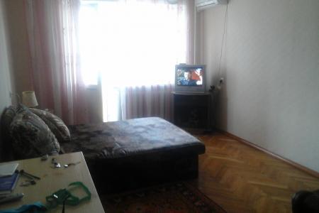 Сдам посуточно 2-к 4/5 центр удобное расположение