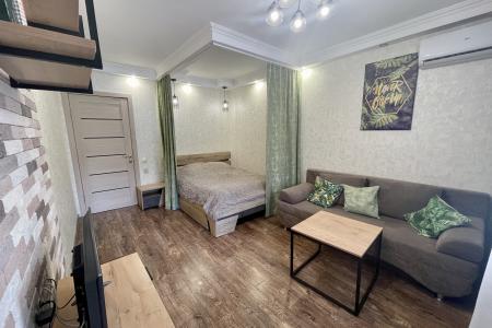 Двухкомнатная квартира возле курортного озера