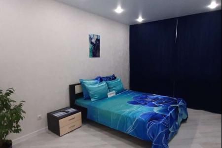 Однушка с видом на город