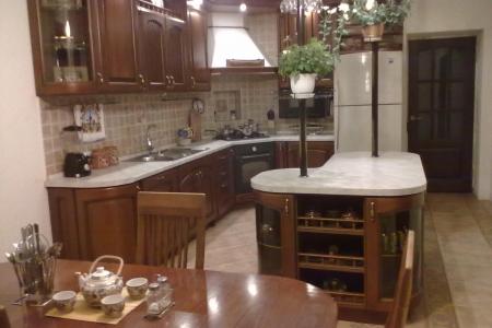 Сдаю квартиру посуточно.