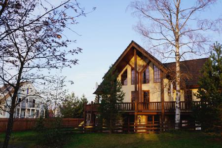 Коттедж с баней и бассейном. Рядом «Пухтолова гора». От собственника.