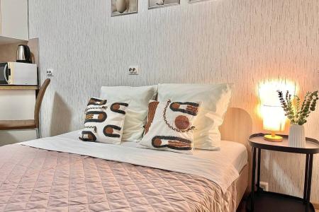 Студия Апарт Гулливер с лоджией в центре