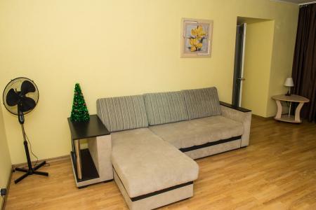 Отличная двухкомнатная с евро ремонтом в районе парка Горького