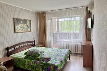 Уютная 2 комн. квартира центр Керчь Свердлова. МРП. Куор. Меридиан. Набережная. Море.Сельпо. Недорог