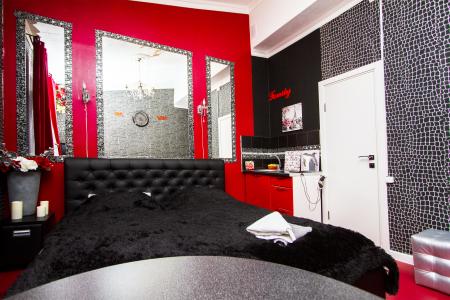 Сдам студию посуточно. 5 минут от Шереметьево