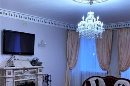 Коттедж на сутки для свадьбы в Подушкино. Зал веранда до 60 чел. ВЫГОДНОЕ ПРЕДЛОЖЕНИЕ. Показ!